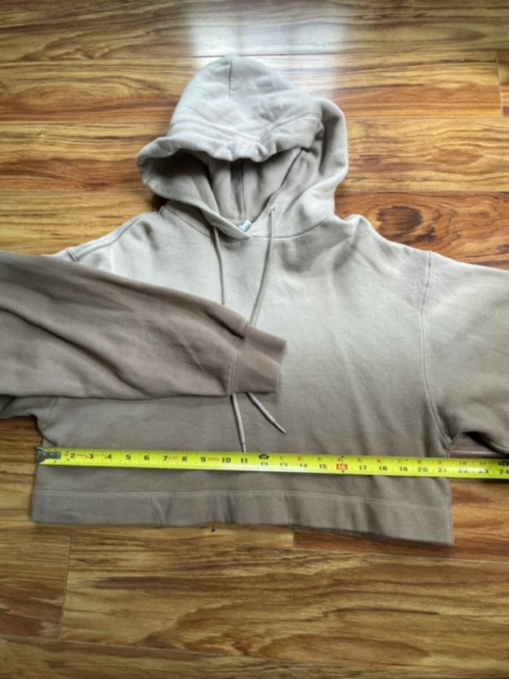 Alo Yoga Women's Two Tone Cropped Hoddie, Beige Brown, XS Size - Picture 5 of 6